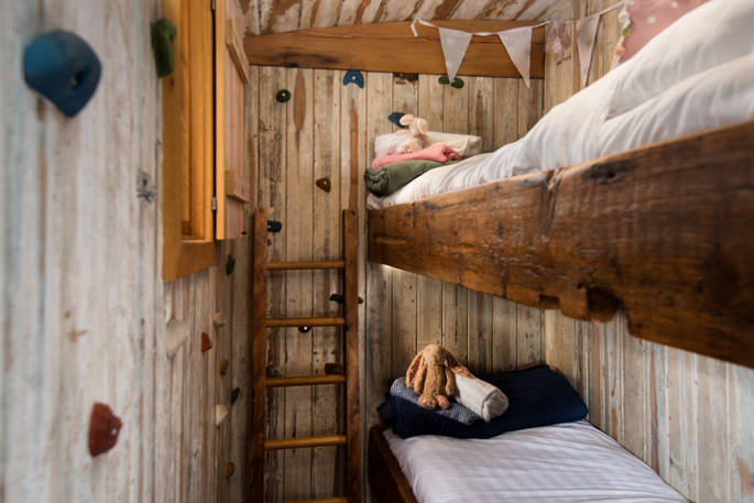 Cheviot cabin bunk bed, Alnwick, Northumberland